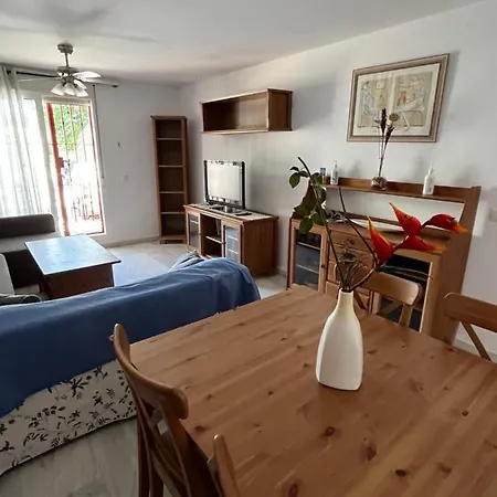 Apartamento De Verano A 3 Minutos De La Playa Torre Del Mar